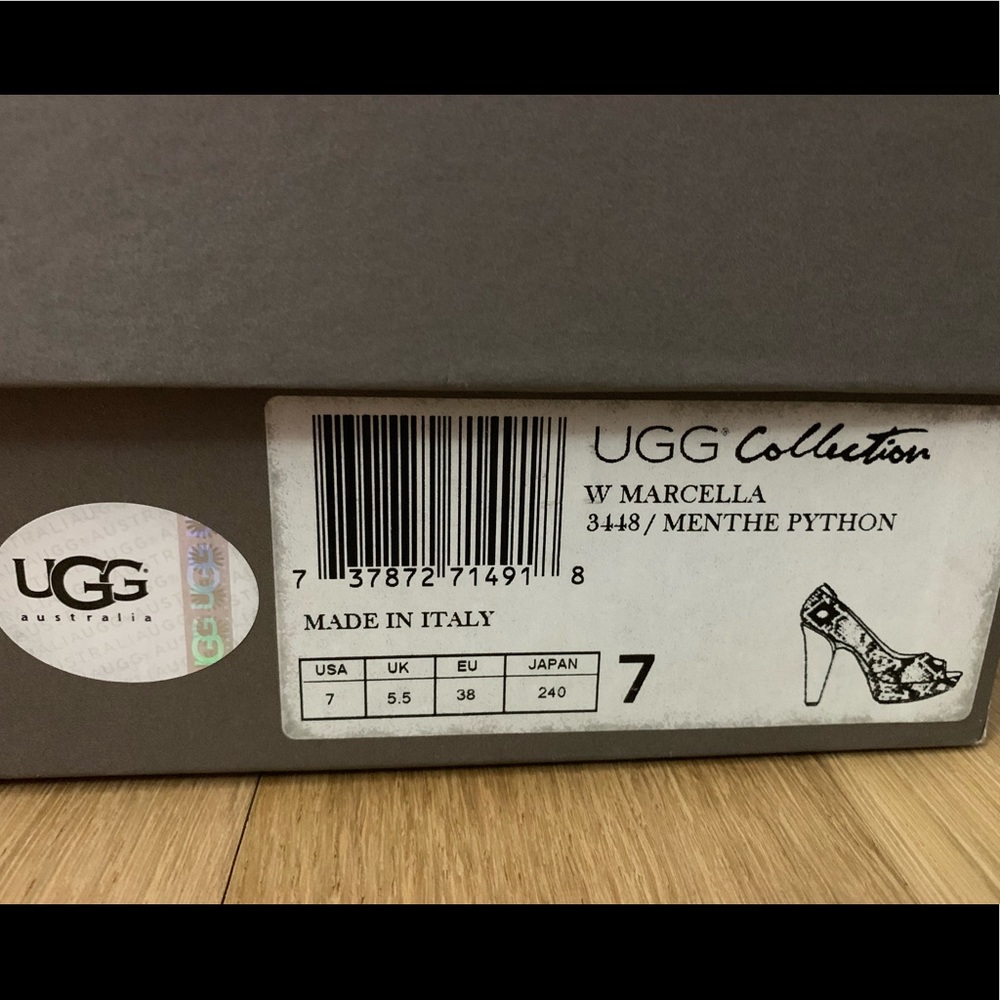 UGG Collection peep toe python heels - Picture 5 of 6